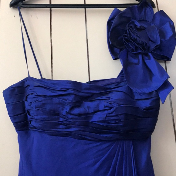 Size 8 royal blue prom dress - Picture 3 of 4